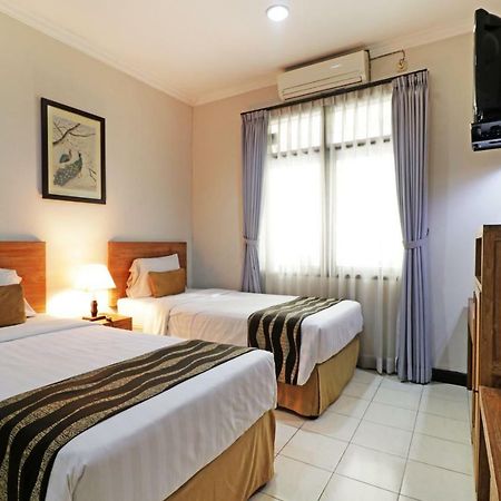 Magnolia Bed & Breakfast Bandung Eksteriør billede
