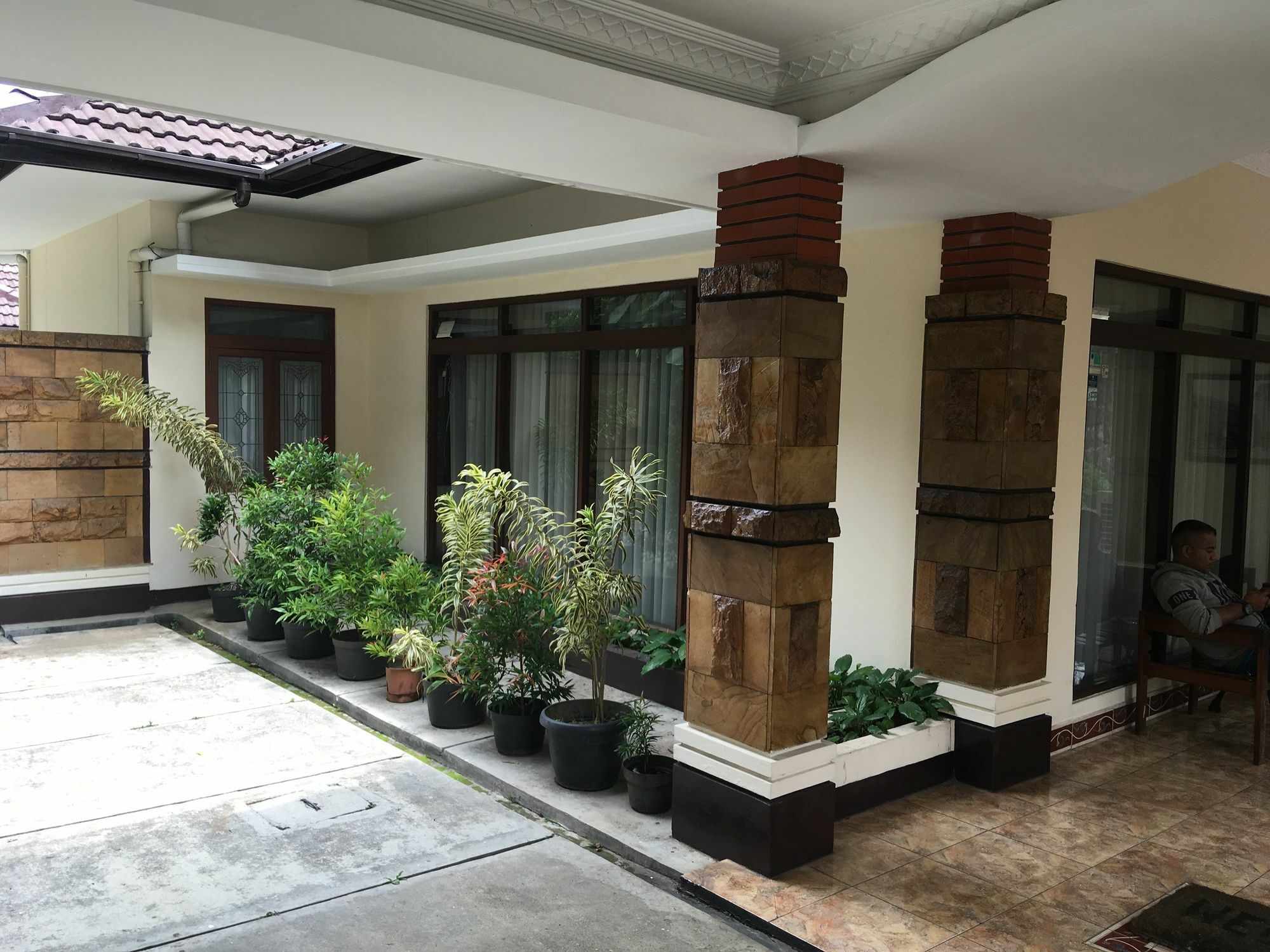 Magnolia Bed & Breakfast Bandung Eksteriør billede